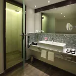 Hotel Lindner Plaza, Part Of Jdv By Hyatt 4*