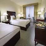 Hotel Lindner Plaza, Part Of Jdv By Hyatt Köln