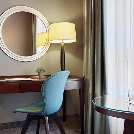Hotel Lindner Plaza Köln