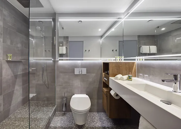 Lindner Plaza, Part Of Jdv By Hyatt 4* Cologne